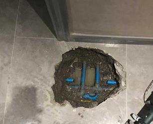 东乌珠穆沁阳台漏水维修公司分享下暖气管道漏水的原因有哪些
